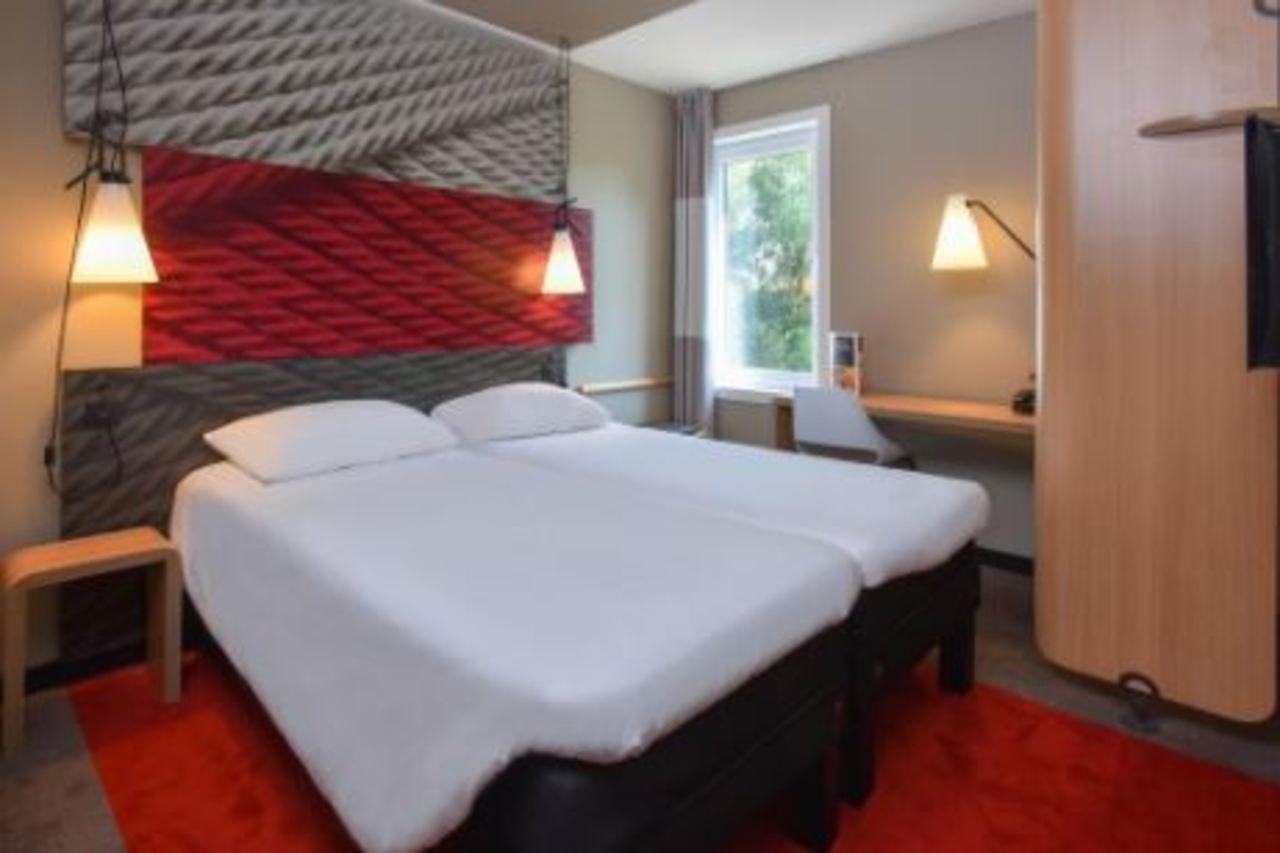 Ibis Brussels Erasmus Hotel Anderlecht Bagian luar foto
