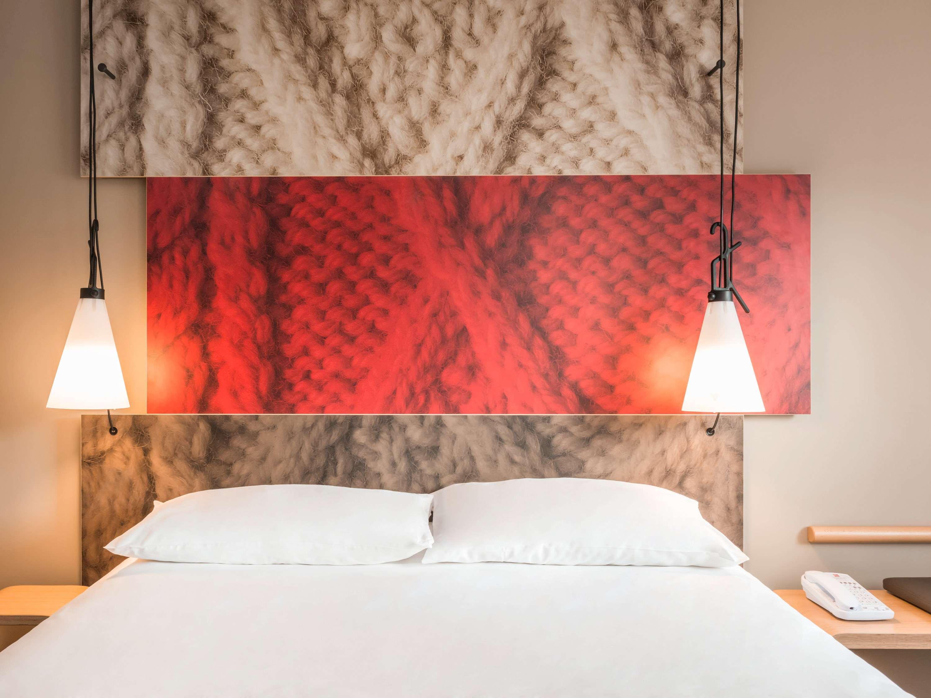 Ibis Brussels Erasmus Hotel Anderlecht Bagian luar foto