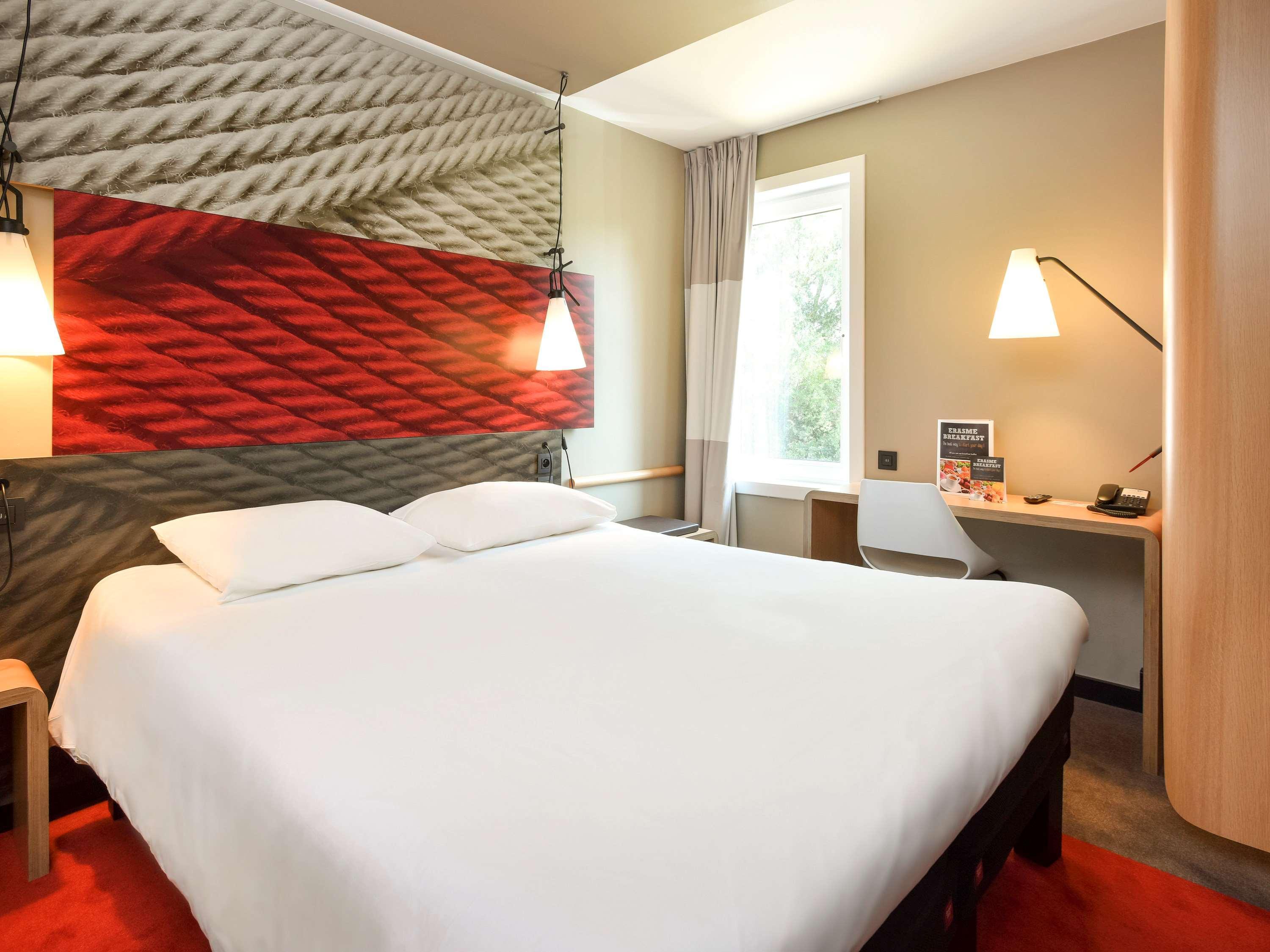 Ibis Brussels Erasmus Hotel Anderlecht Bagian luar foto